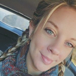 Meet your Posher, Alisa